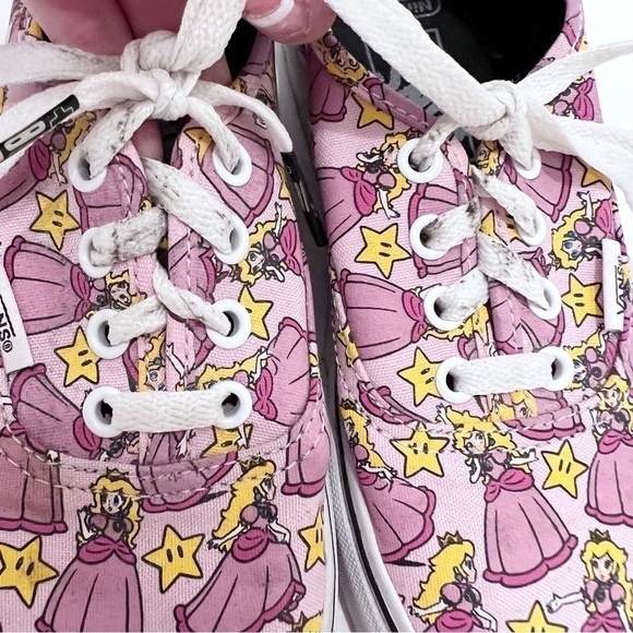 VANS x Nintendo Authentic Princess Peach Sneakers Women Size 5 - Picture 10 of 12